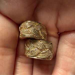 Vintage Gold rope Textured Clip On Earrings